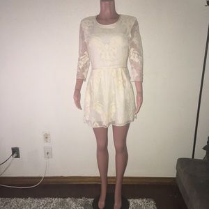 Dolce Vita ivory lace dress